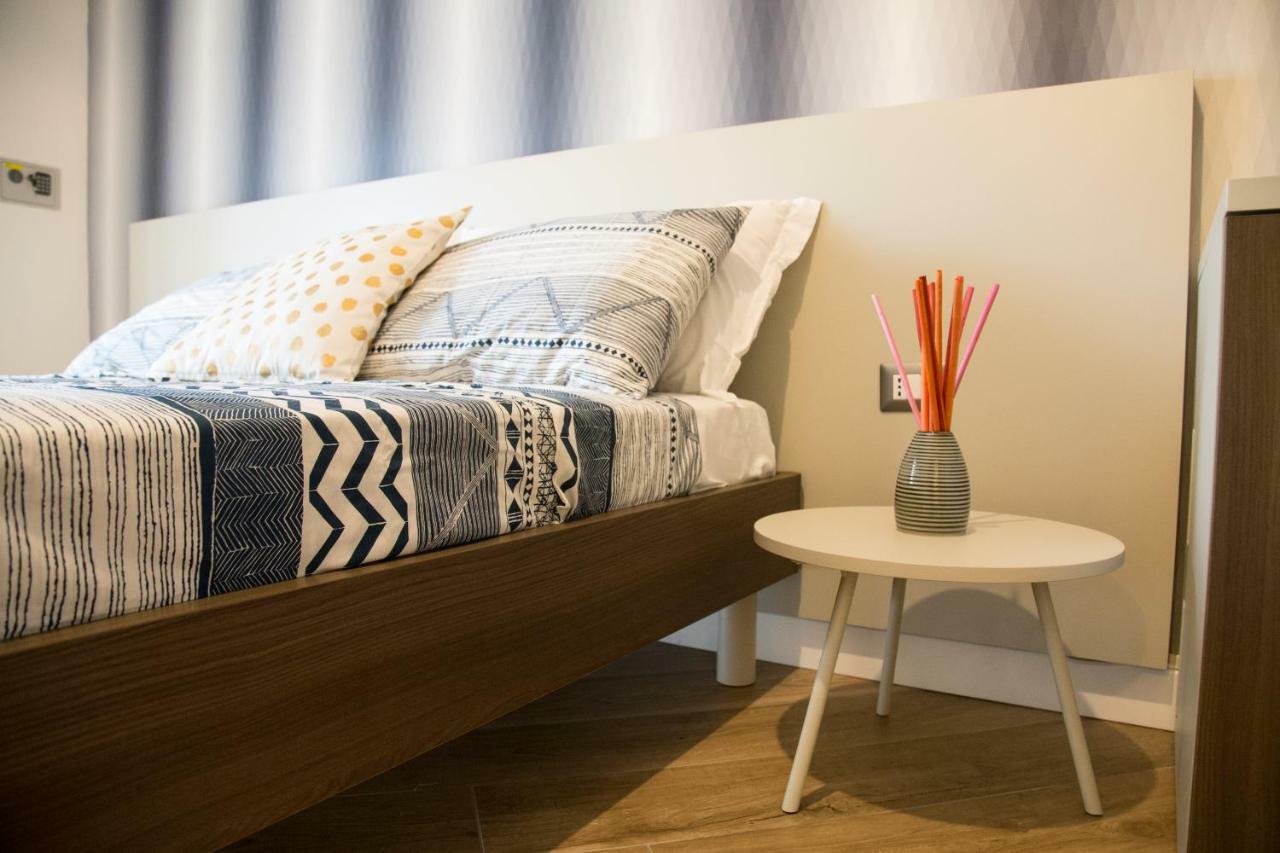 Garibaldi Rooms 那不勒斯 外观 照片