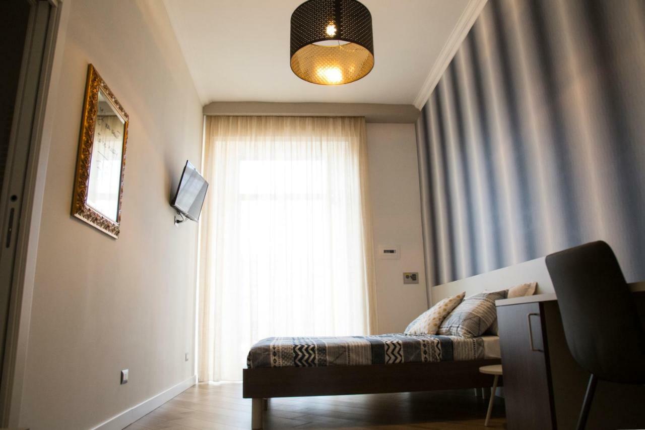 Garibaldi Rooms 那不勒斯 外观 照片